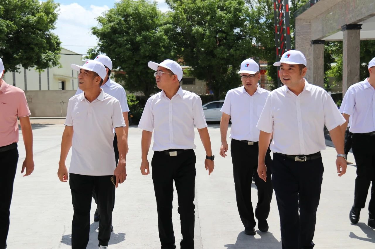 護航力源科技二期廠房項目建設！區政府開展項目建設督導工作